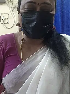 Snapshot of rekha_naier chatting on July 2026 10:45:01 PM rekha naier online show from July 2026 10:45:01 PM