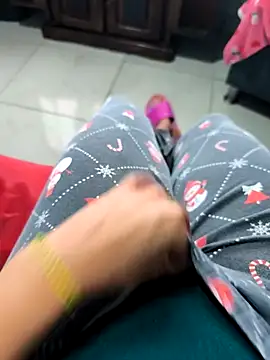 kameron sweett online show from December 2025 12:48:01 AM