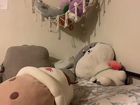 BigKittyRaven online show from December 2024 04:41:01 AM