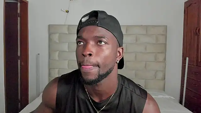 Dylan Taylor online show from December 2025 12:12:02 PM