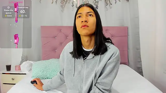 Snapshot of _lexx1e chatting on November 2025 02:09:01 PM lexx1e online show from November 2025 02:09:01 PM