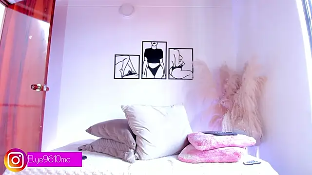 ellie mcdonald online show from April 2026 06:56:01 PM