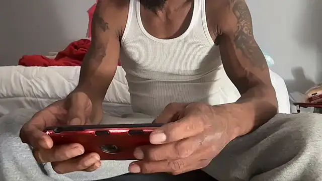 Snapshot of skarfosbabes69 chatting on October 2025 10:25:02 PM skarfosbabes69 online show from October 2025 10:25:02 PM