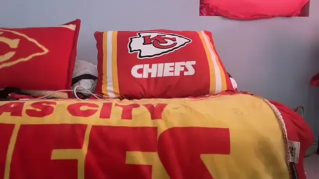 Snapshot of skarfosbabes69 chatting on November 2025 05:37:01 PM skarfosbabes69 online show from November 2025 05:37:01 PM