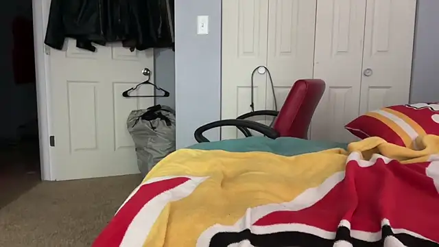 Snapshot of skarfosbabes69 chatting on December 2025 09:38:01 AM skarfosbabes69 online show from December 2025 09:38:01 AM