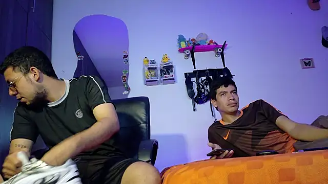 Nymphobuddies online show from March 2026 05:41:02 PM