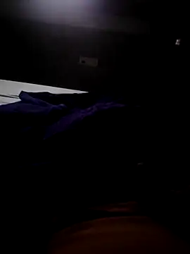 Snapshot of shale26 chatting on November 2025 03:23:02 PM shale26 online show from November 2025 03:23:02 PM