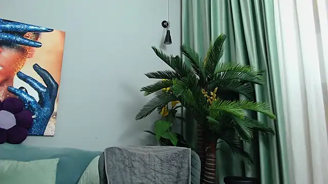 Snapshot of EvySmithXXX chatting on January 2026 06:48:02 AM EvySmithXXX online show from January 2026 06:48:02 AM