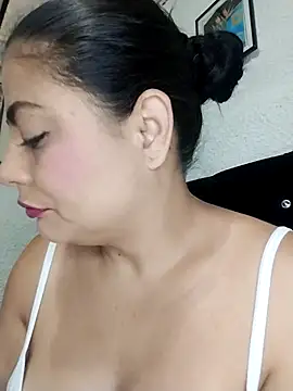 ElizabethWeil online show from March 2026 01:06:02 PM