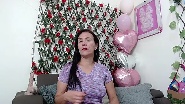 Snapshot of GeorginaBianco chatting on March 2026 12:27:01 PM GeorginaBianco online show from March 2026 12:27:01 PM