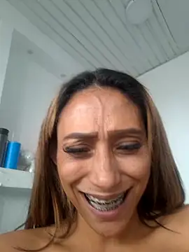 salome drasin online show from November 2025 04:42:01 PM