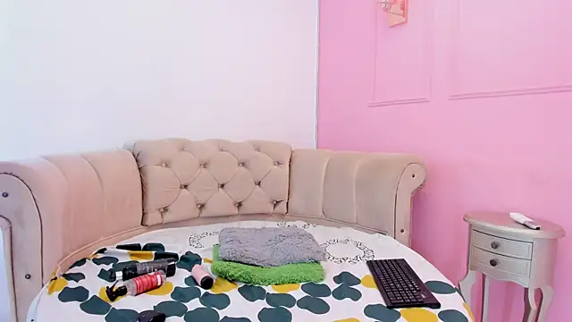 Snapshot of briannaduque chatting on January 2025 06:24:02 PM briannaduque online show from January 2025 06:24:02 PM