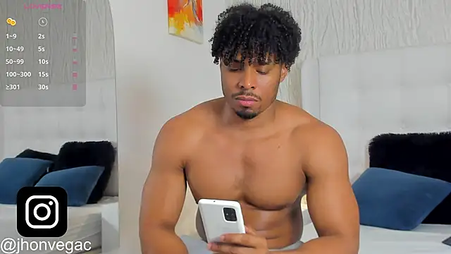 Jacub Micke1 online show from September 2025 01:11:01 AM