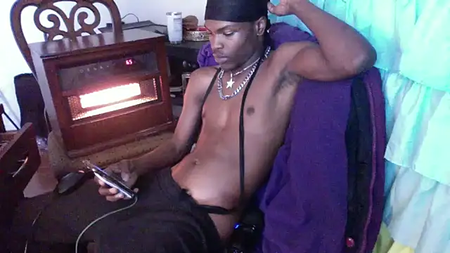 BullHorse23LIVE online show from December 2024 06:28:01 PM
