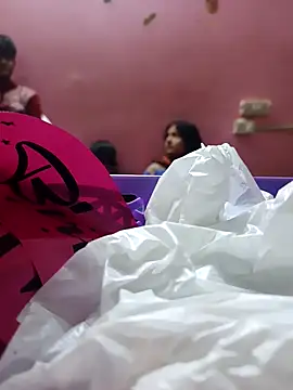 Snapshot of BabySlimmy10 chatting on December 2025 06:50:01 PM BabySlimmy10 online show from December 2025 06:50:01 PM