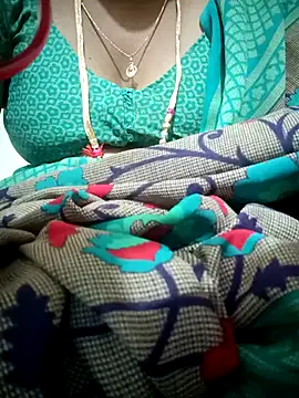 Cute-chinny online show from September 2025 01:13:01 PM