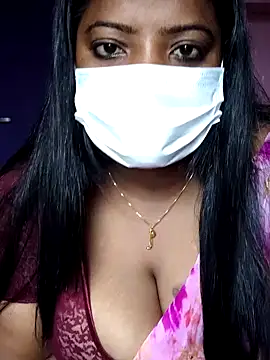 Snapshot of sheela28 chatting on December 2024 04:26:02 AM sheela28 online show from December 2024 04:26:02 AM