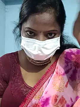 Snapshot of sheela28 chatting on December 2024 07:57:01 AM sheela28 online show from December 2024 07:57:01 AM