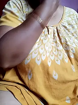 Snapshot of Hotty-rumi chatting on October 2025 04:41:02 PM Hotty-rumi online show from October 2025 04:41:02 PM