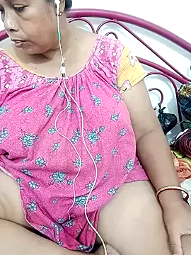 Snapshot of Hotty-rumi chatting on November 2025 04:40:02 PM Hotty-rumi online show from November 2025 04:40:02 PM