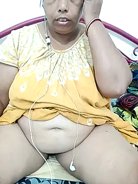 Snapshot of Hotty-rumi chatting on November 2025 01:48:02 AM Hotty-rumi online show from November 2025 01:48:02 AM