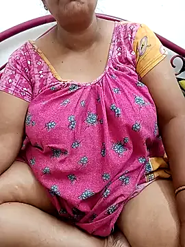 Snapshot of Hotty-rumi chatting on November 2025 03:30:02 PM Hotty-rumi online show from November 2025 03:30:02 PM