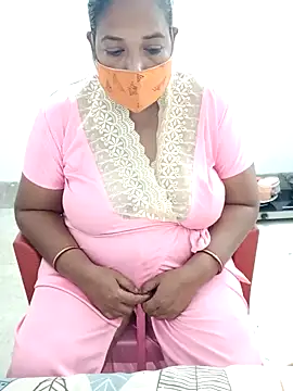 Snapshot of Hotty-rumi chatting on November 2025 12:27:02 PM Hotty-rumi online show from November 2025 12:27:02 PM