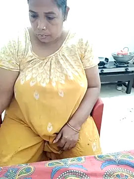 Snapshot of Hotty-rumi chatting on December 2025 12:03:02 PM Hotty-rumi online show from December 2025 12:03:02 PM