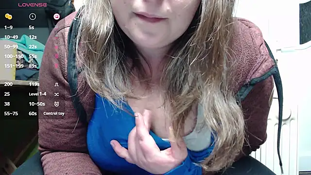 Snapshot of KasiaPrivat chatting on December 2024 05:31:02 PM KasiaPrivat online show from December 2024 05:31:02 PM