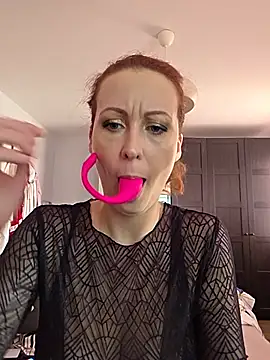 Snapshot of IsabellaLuiXXX chatting on July 2026 05:01:02 PM IsabellaLuiXXX online show from July 2026 05:01:02 PM
