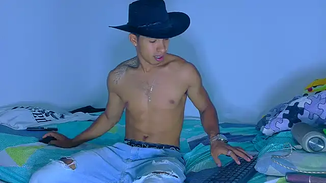 Snapshot of maximo_vega_newv chatting on April 2026 08:43:02 PM maximo vega newv online show from April 2026 08:43:02 PM