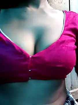 Snapshot of Kajal__Mehra chatting on September 2025 02:33:01 AM Kajal Mehra online show from September 2025 02:33:01 AM