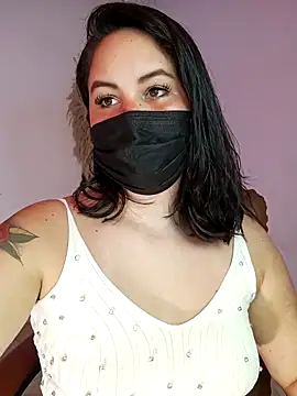 Aiunii1 online show from November 2025 02:06:01 PM