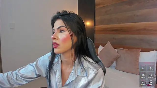 Snapshot of stephanya_ chatting on November 2025 07:13:02 PM stephanya online show from November 2025 07:13:02 PM