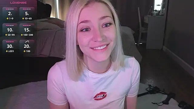 alexa novak online show from October 2025 02:33:01 AM