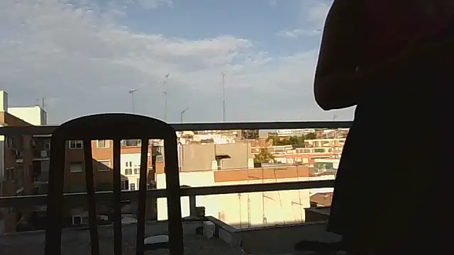 Snapshot of Ursumi1 chatting on October 2025 04:15:02 PM Ursumi1 online show from October 2025 04:15:02 PM