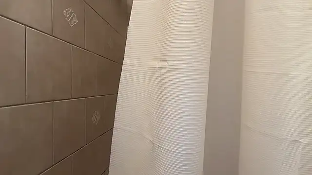 Snapshot of 69woodinson chatting on December 2024 02:20:02 AM 69woodinson online show from December 2024 02:20:02 AM