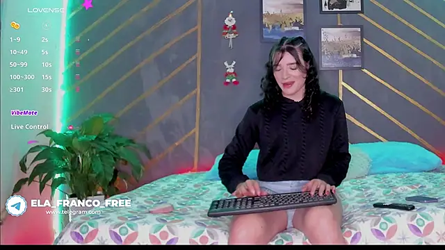 elafranco  online show from December 2024 11:05:02 PM