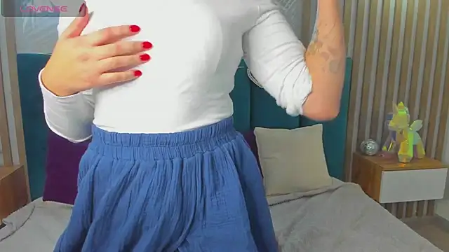 Snapshot of BeatriceReeves chatting on September 2025 01:06:01 AM BeatriceReeves online show from September 2025 01:06:01 AM