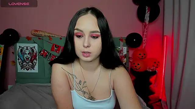 Snapshot of BeatriceReeves chatting on October 2025 01:09:02 AM BeatriceReeves online show from October 2025 01:09:02 AM