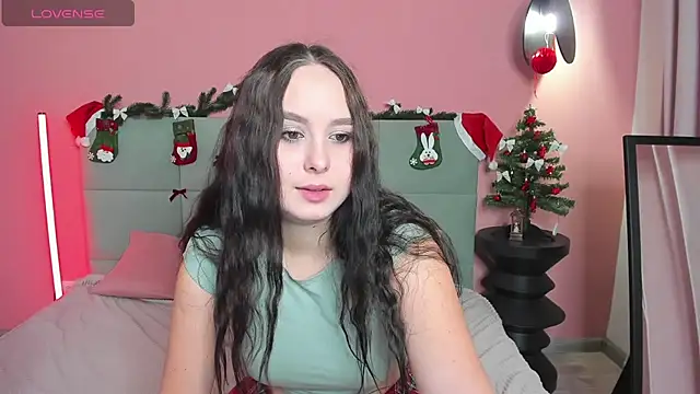 Snapshot of BeatriceReeves chatting on December 2025 01:03:02 AM BeatriceReeves online show from December 2025 01:03:02 AM