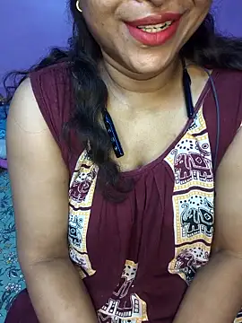 Snapshot of Sexy_Mona_Bhabhi chatting on April 2026 08:10:01 PM Sexy Mona Bhabhi online show from April 2026 08:10:01 PM