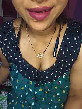 Snapshot of Sexy_Mona_Bhabhi chatting on May 2026 06:26:01 PM Sexy Mona Bhabhi online show from May 2026 06:26:01 PM