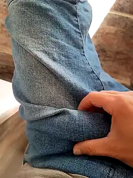 Snapshot of paubabando_ chatting on March 2025 12:14:02 PM paubabando online show from March 2025 12:14:02 PM