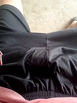 Snapshot of paubabando_ chatting on November 2025 12:06:01 PM paubabando online show from November 2025 12:06:01 PM