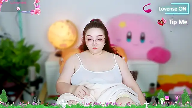 Weiwei5200 online show from November 2025 05:25:02 PM