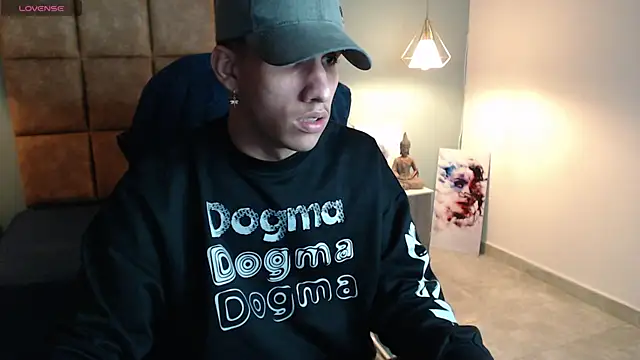 Jheidertwink online show from December 2024 06:44:01 AM