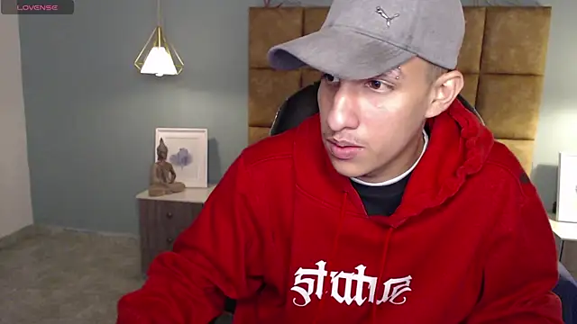 Jheidertwink online show from December 2024 03:27:02 AM