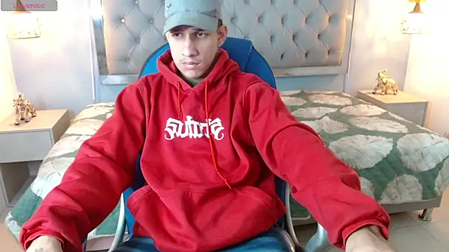 Jheidertwink online show from December 2024 03:26:02 AM