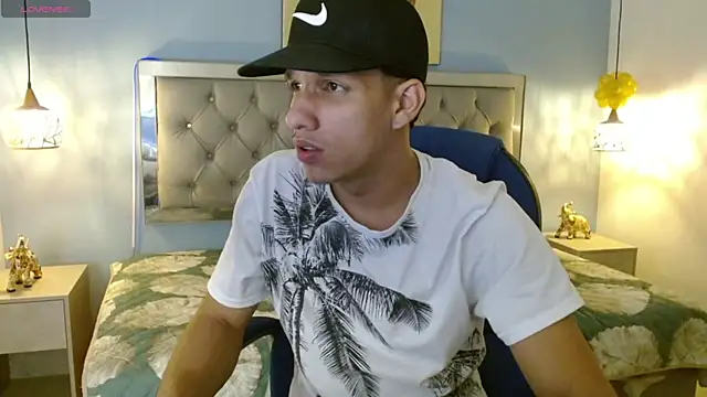 Jheidertwink online show from January 2025 03:32:02 AM